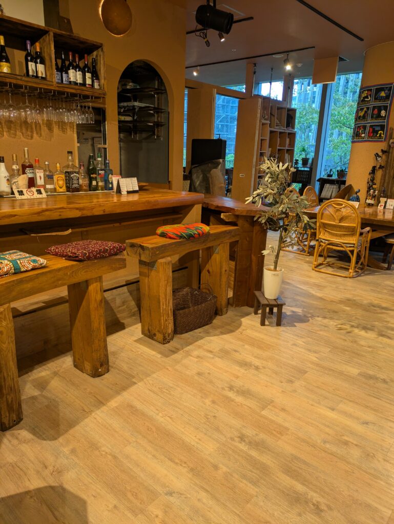 カウンターよりミニアフリカ文庫